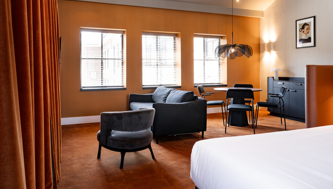 PTT Sauna Suite